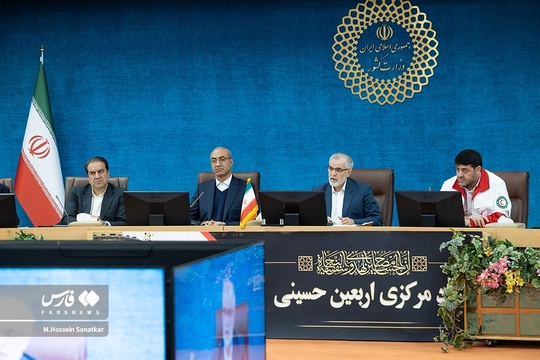 جلسه ستاد مرکزی اربعین  دوشنبه ۱۳ اسفند با حضور علی اکبر پورجمشیدیان معاون امنیتی وانتظامی وزیرکشور در تالار پیامبر اعظم وزارت کشور برگزار شد.