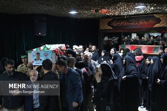 مراسم وداع با پیکر مطهر شهید مدافع حرم «صمد قلعه جوقی مراغه» عصر امروز شنبه ۲ فروردین ۱۴۰۴ در معراج شهدای تهران برگزار شد.