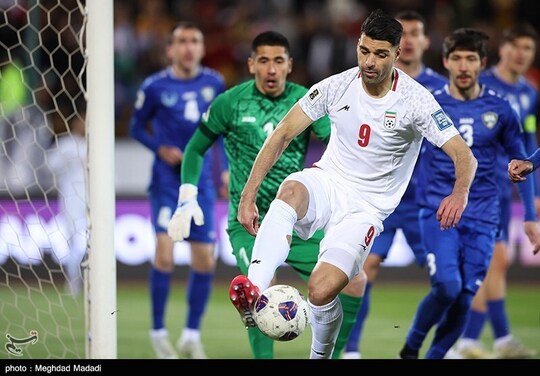 دیدار تیم های ملی ایران و ازبکستان با تساوی ۲ به ۲ به پایان رسید. تیم ملی فوتبال ایران با این تساوی برای هفتمین بار به جام جهانی صعود کرد.