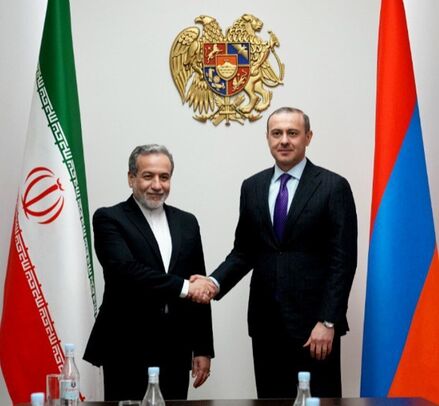 دیدار عراقچی با دبیر شورای عالی امنیت ملی ارمنستان