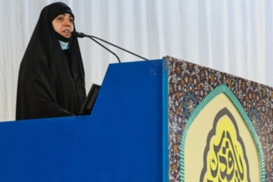 حضور زینب نصرالله در نماز جمعه امروز تهران