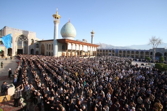 اقامه نماز عید سعید فطر در حرم شاهچراغ(ع)