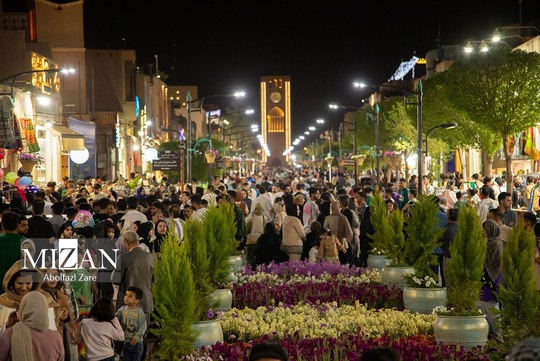گردشگران نوروز ۱۴۰۴ در یزد
