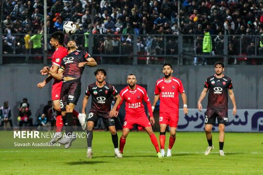 لیگ برتر فوتبال - نساجی و پرسپولیس