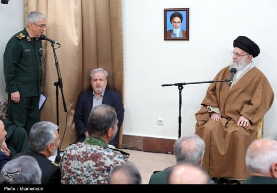 دیدار جمعی از فرماندهان نیروهای مسلح با رهبر معظم انقلاب