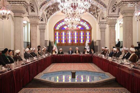 جمعی از ائمه جماعت مساجد تهران با محمدباقر قالیباف رئیس مجلس شورای اسلامی دیدار و گفت‌وگو کردند.