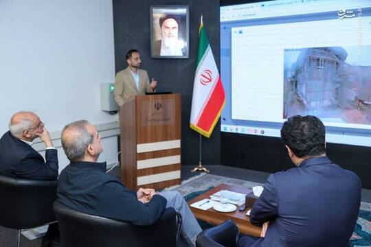 مسعود پزشکیان رئیس جمهور امروز سه‌شنبه ۹ اردیبهشت در معاونت توسعه روستایی و مناطق محروم حضور پیدا کرد.