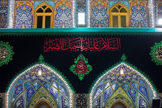 سیاه‌پوش کردن حرم مطهر امام حسین به مناسبت ماه محرم