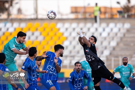 لیگ برتر فوتبال پیکان ١ - استقلال ٠