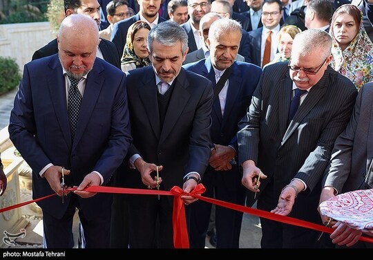 مراسم افتتاحیه مرکز فرهنگی روسیه در تهران با حضور سرگئی تسویلیف، وزیر انرژی روسیه برگزار شد.