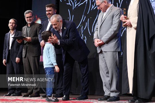 اختتامیه بیست‌وسومین «جشنواره ملی کتاب رشد» با حضور علیرضا کاظمی وزیر آموزش و پرورش  در حوزه هنری برگزار شد.