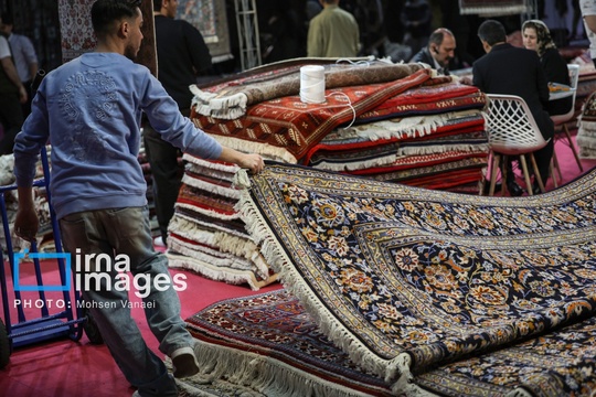 سی‌ویکمین نمایشگاه بین المللی فرش دستباف تهران در محل نمایشگاه‌ بین‌المللی تهران در حال برگزاری است. این نمایشگاه از ۴ تا ۸ اسفند ۱۴۰۴ از ساعت ۱۵ تا ۲۱ میزبان علاقه‌مندان است.