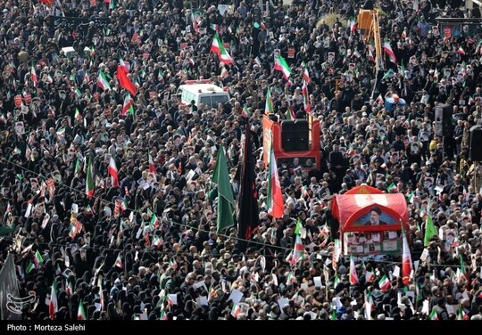 تشییع پیکر 15 شهید حملات آمریکایی صهیونی در اصفهان