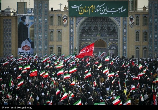 اجتماع مردمی بیعت با آیت‌الله سید مجتبی خامنه‌ای سومین رهبر معظم انقلاب اسلامی در مسجد مقدس جمکران.