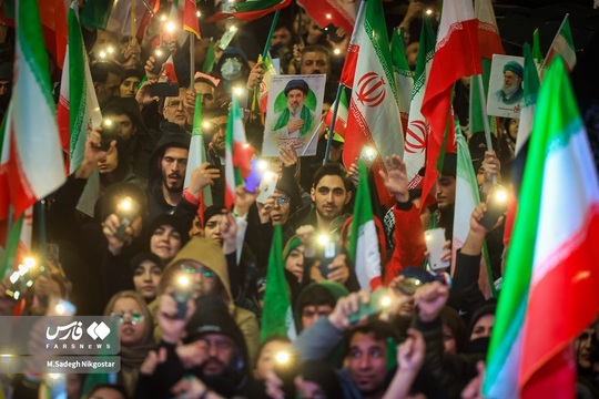 حمایت و قدردانی مردم ایران از حزب الله لبنان در میدان انقلاب