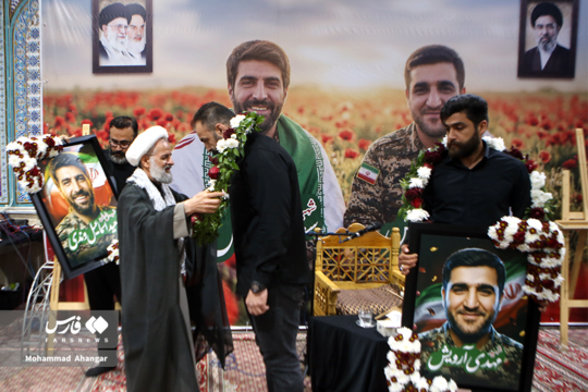 مراسم بزرگداشت رزمندگان مدافع حرم و حافظ امنیت در اهواز