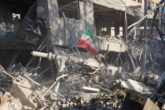 حمله دشمن خبیث به دانشگاه شریف تهران