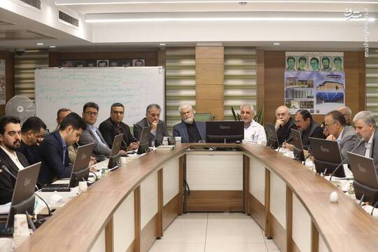 نشست اعضای کمیسیون بهداشت و درمان مجلس شورای اسلامی با خیرین تجهیزات پزشکی یکشنبه ۲۰ اردیبهشت ماه برگزار شد.