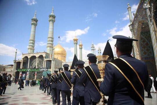 هم‌زمان با سالروز شهادت نهمین اختر تابناک امامت و ولایت امام جواد (ع) دسته عزاداری خادمان حضرت معصومه(س) برپا شد.