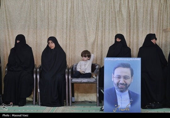 مراسم بزرگداشت شهدای خدمت در استان آذربایجان شرقی در مصلای اعظم امام خمینی (ره) تبریز برگزار شد.