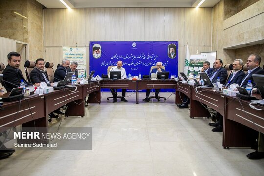 تفاهم‌نامه همکاری بنیاد مستضعفان با استانداری خراسان شمالی جهت آبادانی و پیشرفت شهرستان راز و جرگلان در ساختمان بنیاد مستضعفان انقلاب اسلامی امضا شد.