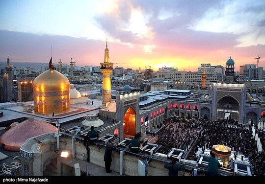 آئین سیاهپوشان حرم مطهر امام رضا (ع)