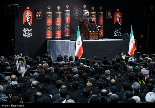 مراسم عزاداری شب عاشورای حسینی در جوار محل شهادت قائد شهید