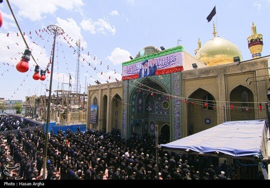 اقامه نماز ظهر عاشورا در حسینیه اعظم زنجان