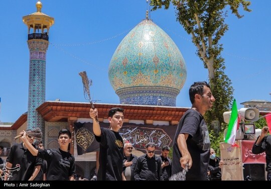 مراسم عزاداری عاشورای حسینی در حرم مطهر حضرت شاهچراغ (ع)