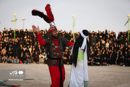 عزاداری عصر عاشورا در عبدل‌آباد کرمان