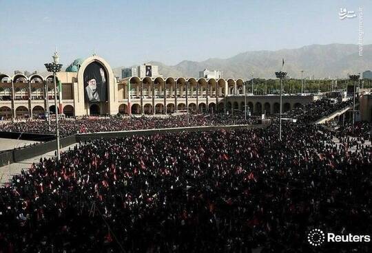 مراسم وداع با رهبر شهید انقلاب در مصلی تهران از نگاه رویترز