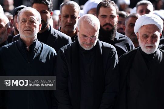 حضور سران قوا در اقامه نماز بر پیکر مطهر
