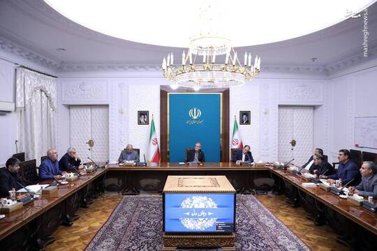 حضور رئیس جمهور در نشست ویژه راهبری تامین کالاهای اساسی