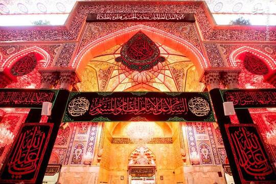 نصب کتیبه‌های شهادت امام حسن مجتبی(ع) در حرم سیدالشهدا