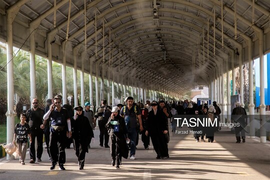 عبور زائران اربعین حسینی از مرز خسروی