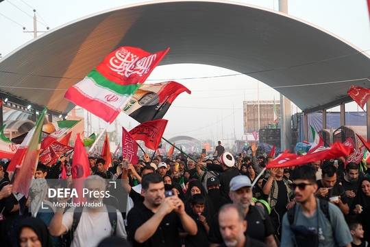 پیاده روی اربعین در طریق الحسین