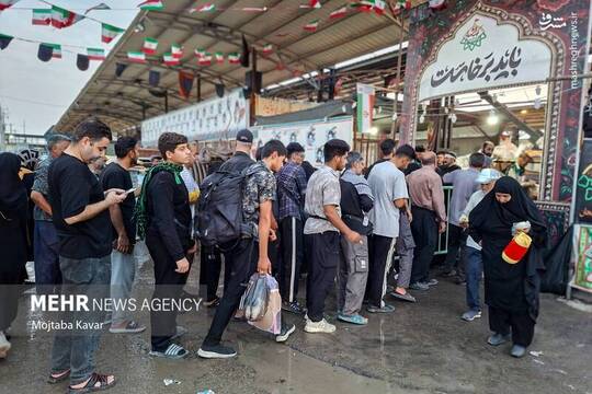 بازگشت زوار اربعین از مرز مهران