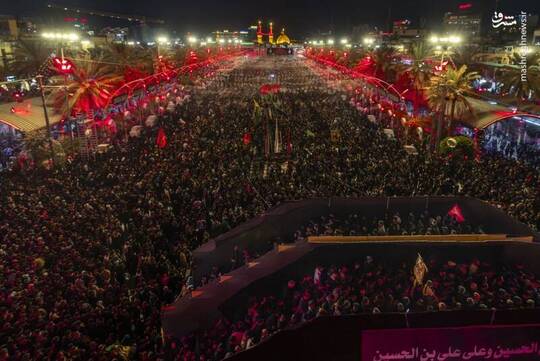 خیابان بین الحرمین در شب اربعین حسینی مملو از زائران حسینی شد.