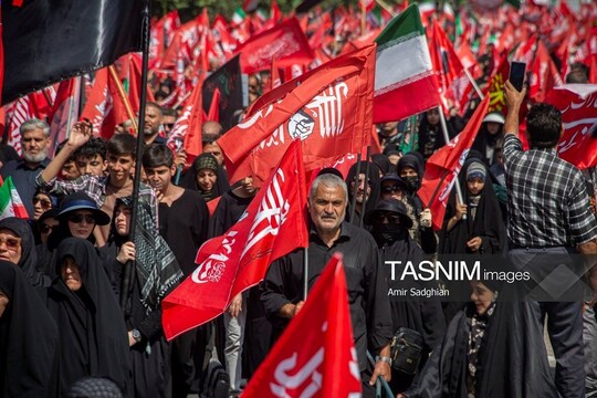 پیاده روی جاماندگان اربعین حسینی در شیراز