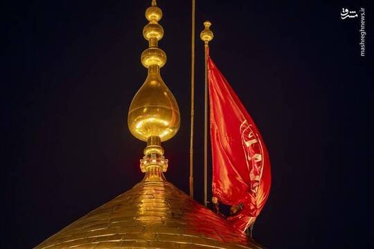 همزمان با فرا رسیدن ماه ربیع الاول پرچم‌های عزای سید و سالار شهیدان پس از دو ماه از روی گنبدهای حرمین کربلا برداشته شد.