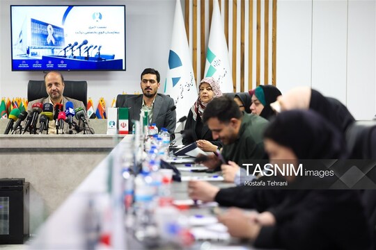 نشست خبری محمد ودود حیدری، رئیس بیمارستان فوق‌تخصصی سرطان برکت در محل این بیمارستان برگزار شد. در پایان نشست خبرنگاران از بخش های این بیمارستان بازدید کردند.