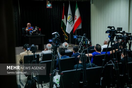 نشست خبری خالد قدومی نماینده جنبش حماس در تهران، در محل خبرگزاری قدس برگزار شد.
