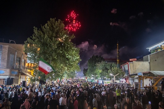 به مناسبت هفته وحدت، چهارمین جشن «مهمانی امت احمد»  در قالب ۱۳۳ غرفه و با حضور هنرمندان شاخص کشوری در سنندج برگزار شد.